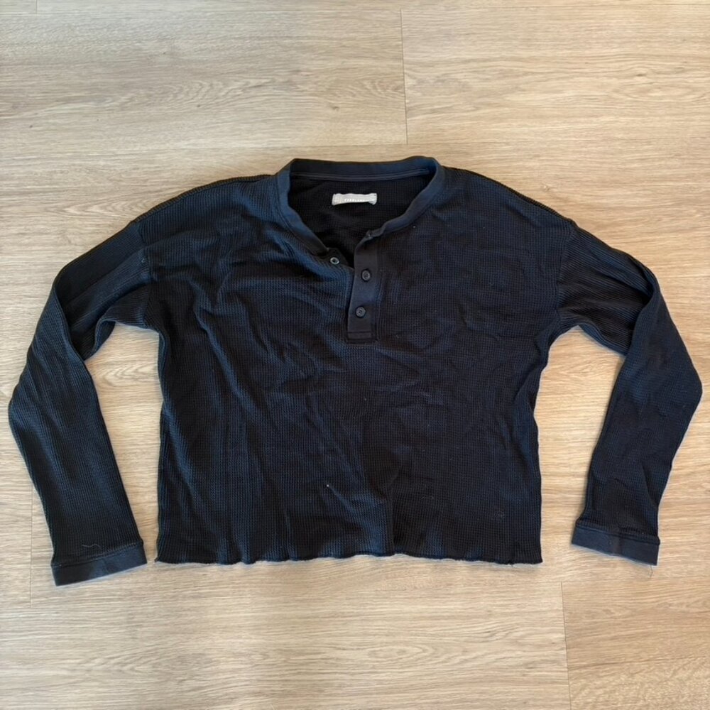 ** Everlane Waffle Knit Henley Size Small Black